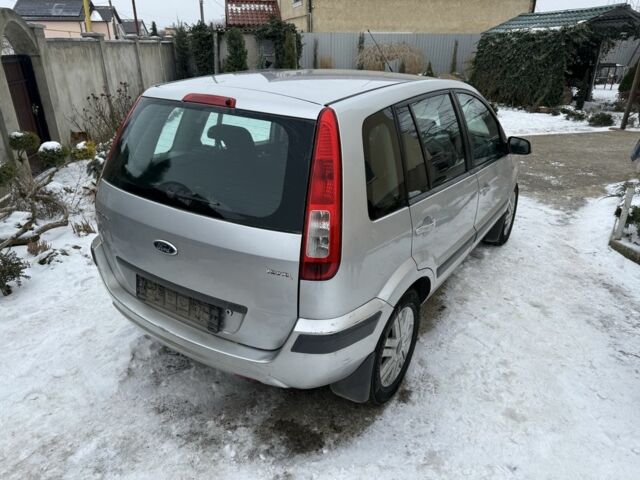 Сірий Форд Фьюжен, об'ємом двигуна 1.6 л та пробігом 200 тис. км за 2500 $, фото 5 на Automoto.ua