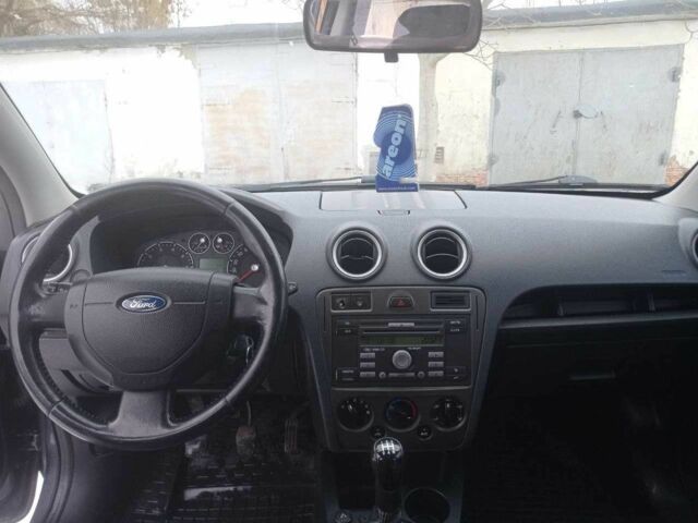 Сірий Форд Фьюжен, об'ємом двигуна 1.4 л та пробігом 161 тис. км за 3200 $, фото 12 на Automoto.ua