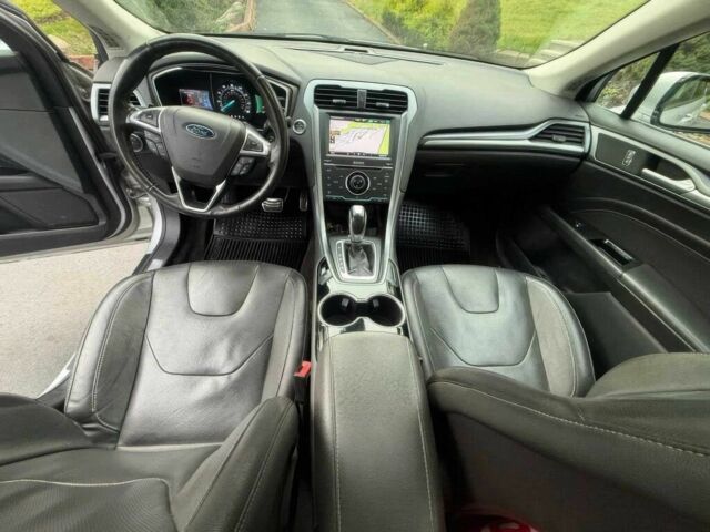 Форд Фьюжн 2015 в Ровно на Automoto.ua Серый Форд Фьюжн, объемом двигателя 2 л и пробегом 76 тыс. км за 4500 $, фото 7 на Automoto.ua