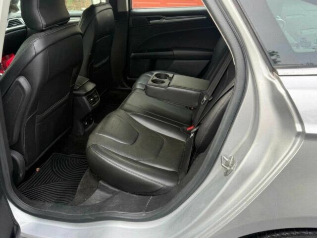 Форд Фьюжн 2015 в Ровно на Automoto.ua Серый Форд Фьюжн, объемом двигателя 2 л и пробегом 76 тыс. км за 4500 $, фото 9 на Automoto.ua