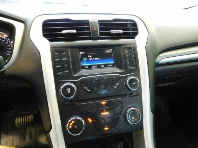 Серый Форд Фьюжн, объемом двигателя 2.5 л и пробегом 79 тыс. км за 7500 $, фото 10 на Automoto.ua