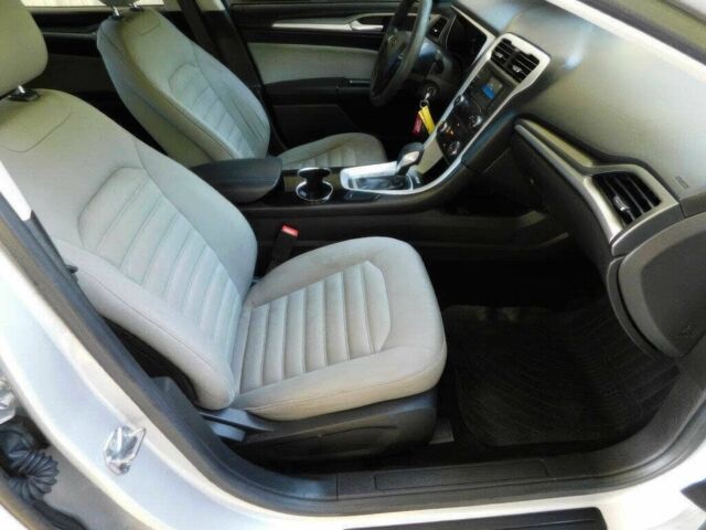 Серый Форд Фьюжн, объемом двигателя 2.5 л и пробегом 79 тыс. км за 7500 $, фото 7 на Automoto.ua