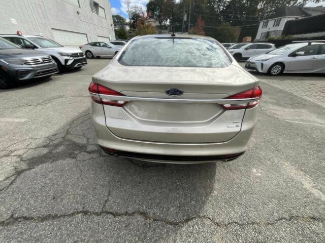 Серый Форд Фьюжн, объемом двигателя 2 л и пробегом 44 тыс. км за 7500 $, фото 4 на Automoto.ua