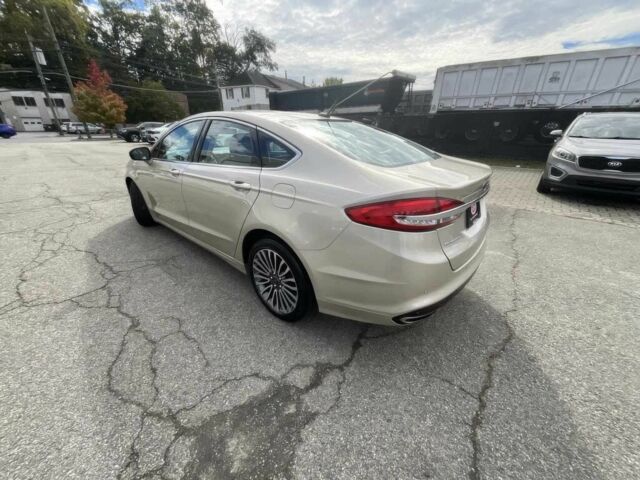 Серый Форд Фьюжн, объемом двигателя 2 л и пробегом 44 тыс. км за 7500 $, фото 3 на Automoto.ua