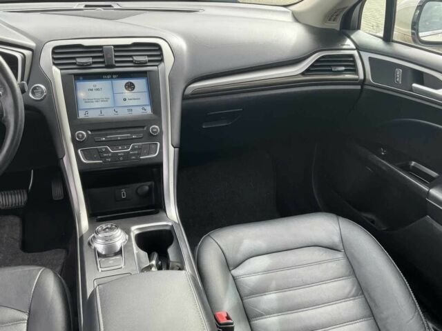 Серый Форд Фьюжн, объемом двигателя 2 л и пробегом 44 тыс. км за 7500 $, фото 8 на Automoto.ua