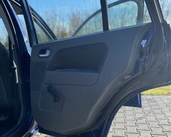 Синий Форд Фьюжн, объемом двигателя 1.4 л и пробегом 341 тыс. км за 3799 $, фото 15 на Automoto.ua