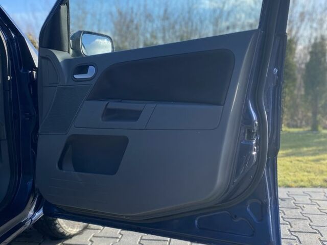 Синій Форд Фьюжен, об'ємом двигуна 1.4 л та пробігом 3 тис. км за 3799 $, фото 17 на Automoto.ua