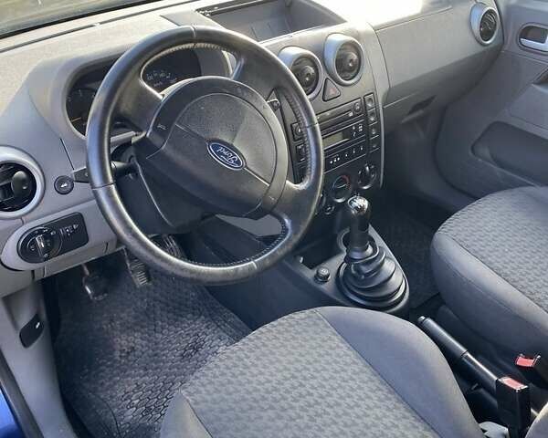 Синий Форд Фьюжн, объемом двигателя 1.4 л и пробегом 341 тыс. км за 3799 $, фото 19 на Automoto.ua