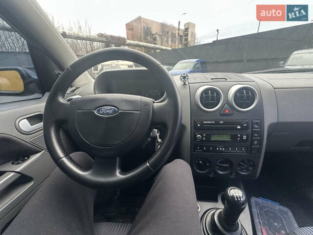 Синий Форд Фьюжн, объемом двигателя 1.6 л и пробегом 302 тыс. км за 4100 $, фото 40 на Automoto.ua