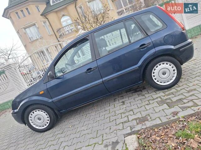 Синий Форд Фьюжн, объемом двигателя 1.4 л и пробегом 227 тыс. км за 2700 $, фото 1 на Automoto.ua