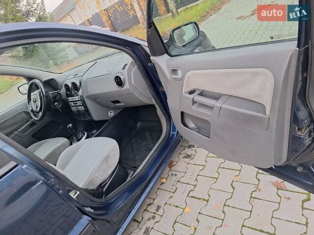 Синий Форд Фьюжн, объемом двигателя 1.4 л и пробегом 227 тыс. км за 3000 $, фото 23 на Automoto.ua