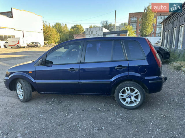 Синий Форд Фьюжн, объемом двигателя 1.6 л и пробегом 236 тыс. км за 4950 $, фото 7 на Automoto.ua