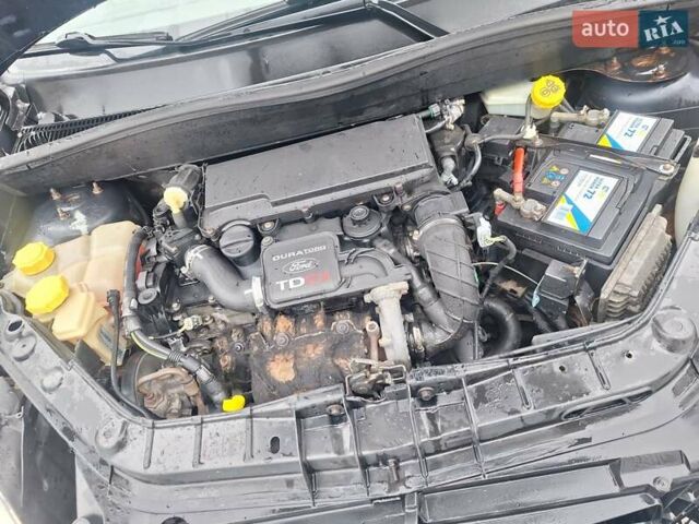 Синій Форд Фьюжен, об'ємом двигуна 1.4 л та пробігом 227 тис. км за 2700 $, фото 42 на Automoto.ua