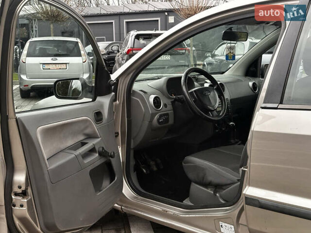 Синій Форд Фьюжен, об'ємом двигуна 1.4 л та пробігом 300 тис. км за 2850 $, фото 22 на Automoto.ua