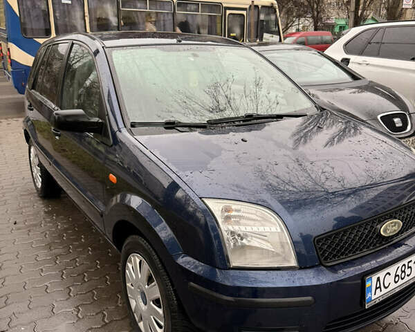 Синій Форд Фьюжен, об'ємом двигуна 1.4 л та пробігом 280 тис. км за 3700 $, фото 2 на Automoto.ua