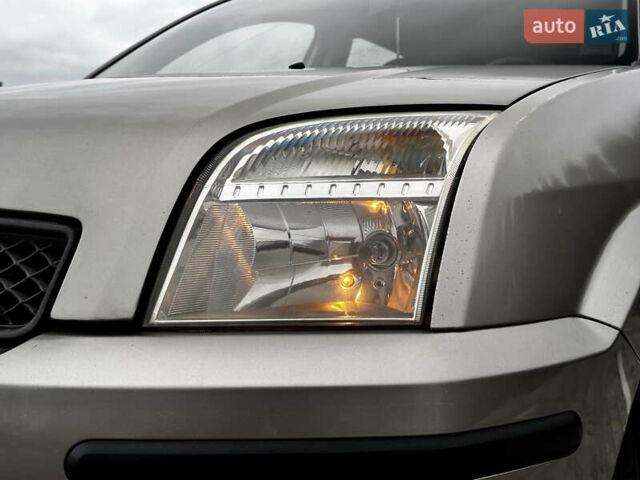 Синій Форд Фьюжен, об'ємом двигуна 1.4 л та пробігом 300 тис. км за 2850 $, фото 4 на Automoto.ua