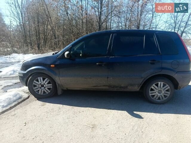 Синий Форд Фьюжн, объемом двигателя 1.6 л и пробегом 278 тыс. км за 4000 $, фото 1 на Automoto.ua