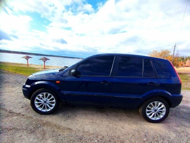 Форд Фьюжн 2003 в Житомире на Automoto.ua Синий Форд Фьюжн, объемом двигателя 0 л и пробегом 247 тыс. км за 3800 $, фото 7 на Automoto.ua