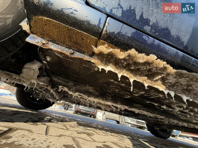 Синий Форд Фьюжн, объемом двигателя 1.4 л и пробегом 280 тыс. км за 3550 $, фото 24 на Automoto.ua