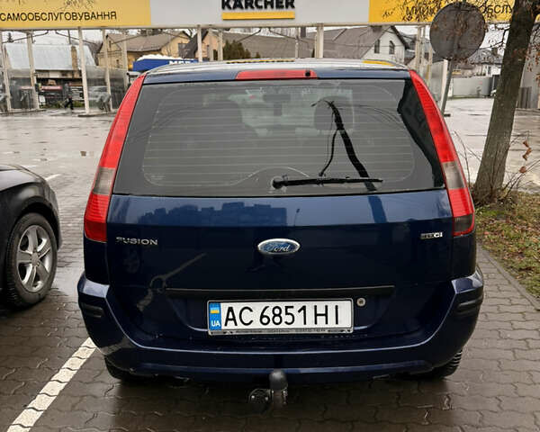 Синій Форд Фьюжен, об'ємом двигуна 1.4 л та пробігом 280 тис. км за 3800 $, фото 5 на Automoto.ua