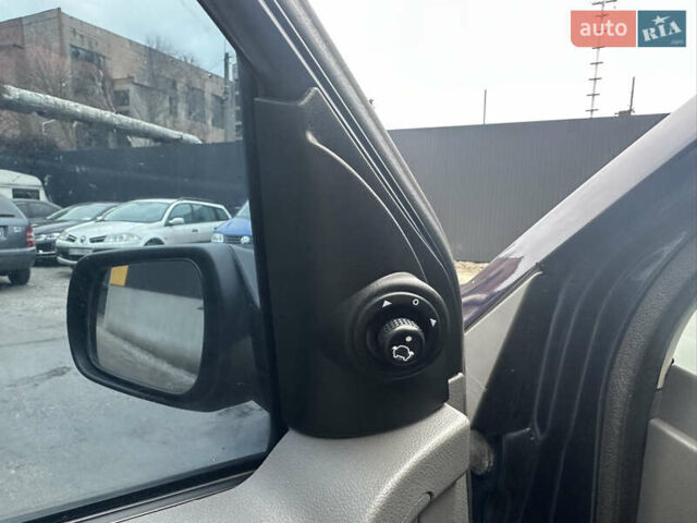 Синий Форд Фьюжн, объемом двигателя 1.6 л и пробегом 302 тыс. км за 4100 $, фото 42 на Automoto.ua