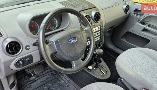 Синий Форд Фьюжн, объемом двигателя 1.6 л и пробегом 158 тыс. км за 4000 $, фото 7 на Automoto.ua