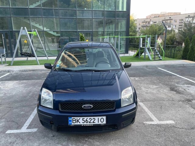 Синій Форд Фьюжен, об'ємом двигуна 1.4 л та пробігом 102 тис. км за 4300 $, фото 3 на Automoto.ua