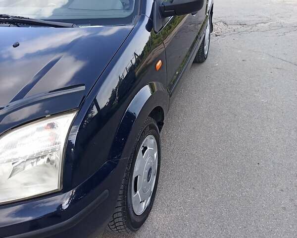 Синій Форд Фьюжен, об'ємом двигуна 1.39 л та пробігом 185 тис. км за 4300 $, фото 2 на Automoto.ua