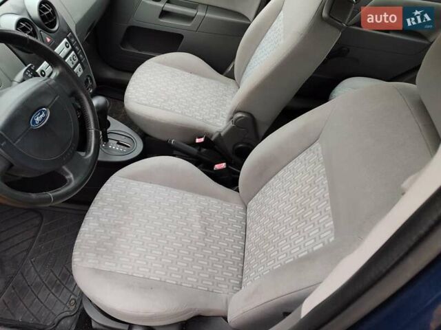 Синій Форд Фьюжен, об'ємом двигуна 1.6 л та пробігом 159 тис. км за 4500 $, фото 5 на Automoto.ua