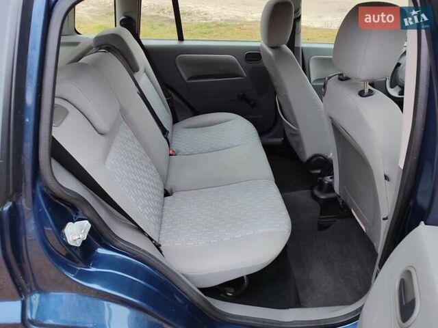 Синій Форд Фьюжен, об'ємом двигуна 1.6 л та пробігом 159 тис. км за 4500 $, фото 10 на Automoto.ua