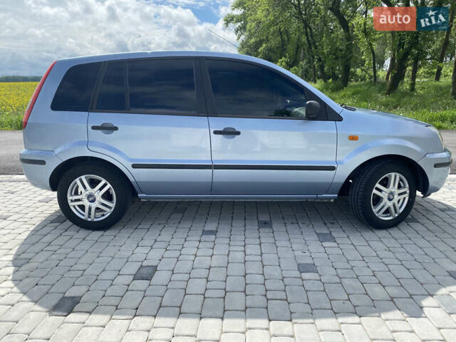 Синий Форд Фьюжн, объемом двигателя 1.4 л и пробегом 219 тыс. км за 3950 $, фото 6 на Automoto.ua