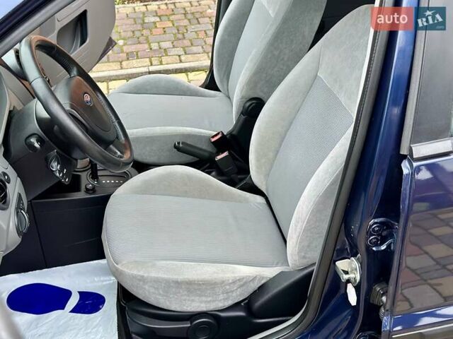 Синий Форд Фьюжн, объемом двигателя 0 л и пробегом 235 тыс. км за 5699 $, фото 19 на Automoto.ua