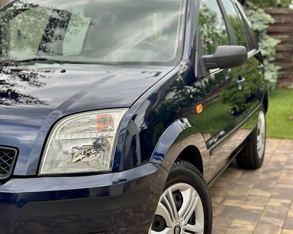 Синій Форд Фьюжен, об'ємом двигуна 1.4 л та пробігом 236 тис. км за 4399 $, фото 4 на Automoto.ua