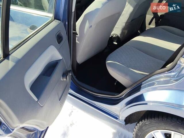 Синій Форд Фьюжен, об'ємом двигуна 1.39 л та пробігом 178 тис. км за 5150 $, фото 11 на Automoto.ua