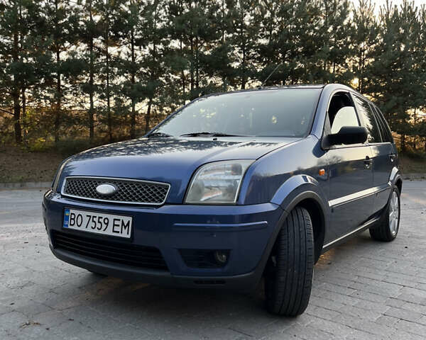 Синий Форд Фьюжн, объемом двигателя 1.6 л и пробегом 269 тыс. км за 6150 $, фото 2 на Automoto.ua