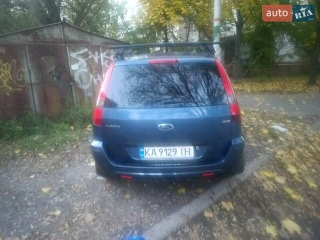 Синій Форд Фьюжен, об'ємом двигуна 1.4 л та пробігом 306 тис. км за 4600 $, фото 3 на Automoto.ua