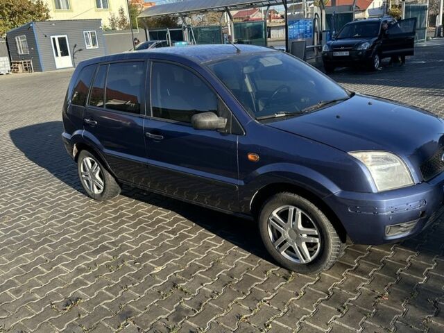 Синий Форд Фьюжн, объемом двигателя 1.4 л и пробегом 150 тыс. км за 4100 $, фото 1 на Automoto.ua