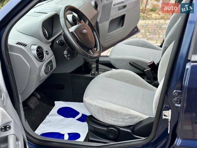 Синий Форд Фьюжн, объемом двигателя 0 л и пробегом 235 тыс. км за 5699 $, фото 18 на Automoto.ua