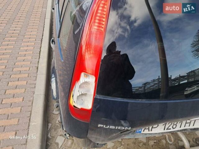 Синий Форд Фьюжн, объемом двигателя 1.39 л и пробегом 228 тыс. км за 2900 $, фото 6 на Automoto.ua