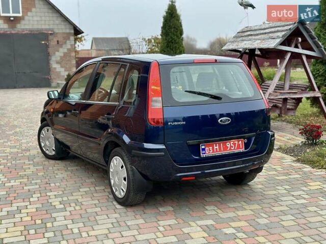 Синий Форд Фьюжн, объемом двигателя 0 л и пробегом 235 тыс. км за 5699 $, фото 2 на Automoto.ua