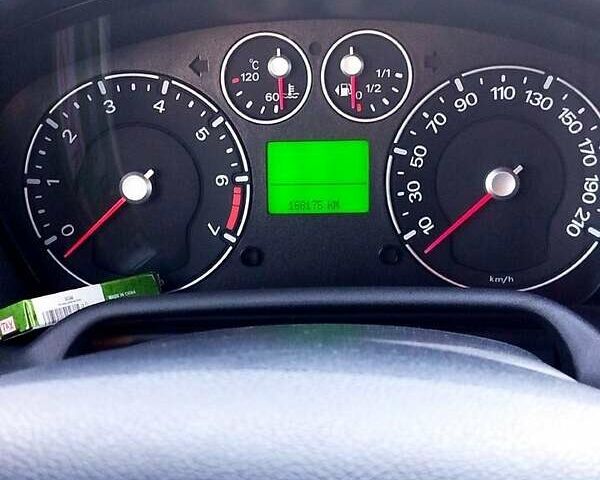 Синий Форд Фьюжн, объемом двигателя 1.4 л и пробегом 168 тыс. км за 4700 $, фото 2 на Automoto.ua