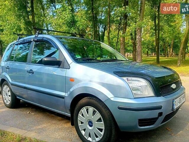 Синій Форд Фьюжен, об'ємом двигуна 1.6 л та пробігом 333 тис. км за 6200 $, фото 2 на Automoto.ua