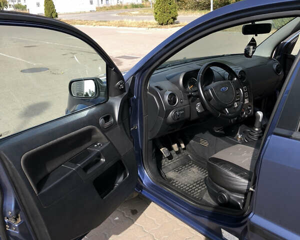 Синій Форд Фьюжен, об'ємом двигуна 1.6 л та пробігом 326 тис. км за 4500 $, фото 10 на Automoto.ua