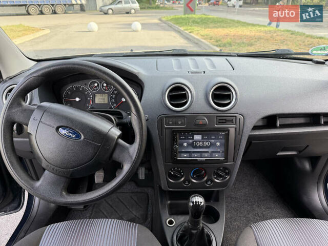 Синій Форд Фьюжен, об'ємом двигуна 1.39 л та пробігом 233 тис. км за 4650 $, фото 20 на Automoto.ua