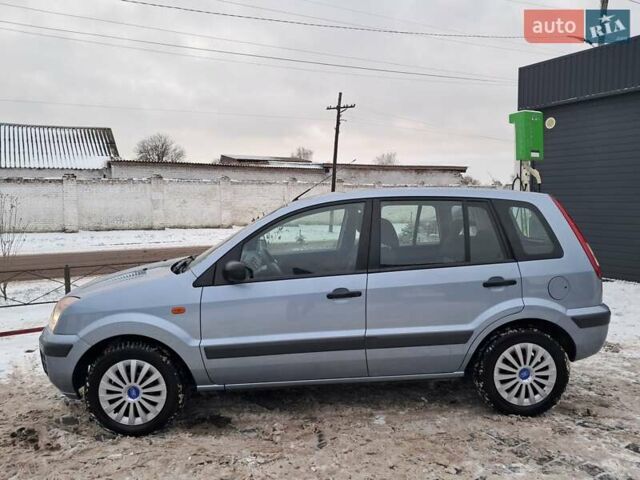 Синий Форд Фьюжн, объемом двигателя 1.4 л и пробегом 215 тыс. км за 4770 $, фото 5 на Automoto.ua