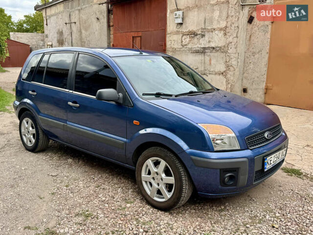 Синій Форд Фьюжен, об'ємом двигуна 1.6 л та пробігом 210 тис. км за 4800 $, фото 3 на Automoto.ua