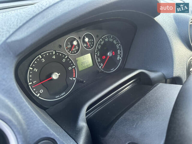 Синій Форд Фьюжен, об'ємом двигуна 1.4 л та пробігом 173 тис. км за 3999 $, фото 26 на Automoto.ua