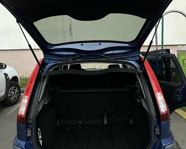 Синий Форд Фьюжн, объемом двигателя 1.6 л и пробегом 314 тыс. км за 5400 $, фото 6 на Automoto.ua