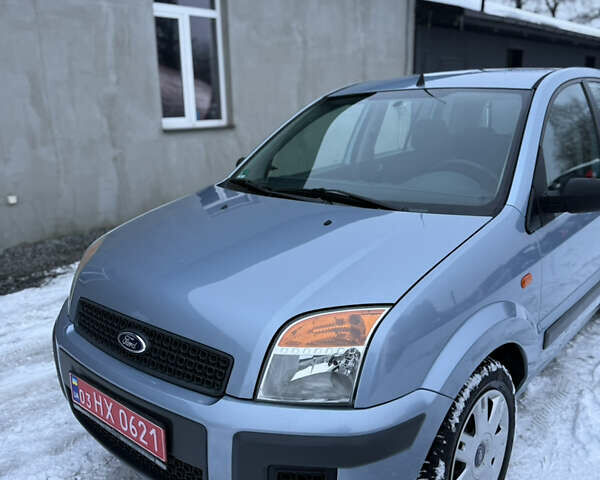 Синій Форд Фьюжен, об'ємом двигуна 1.4 л та пробігом 195 тис. км за 4750 $, фото 8 на Automoto.ua