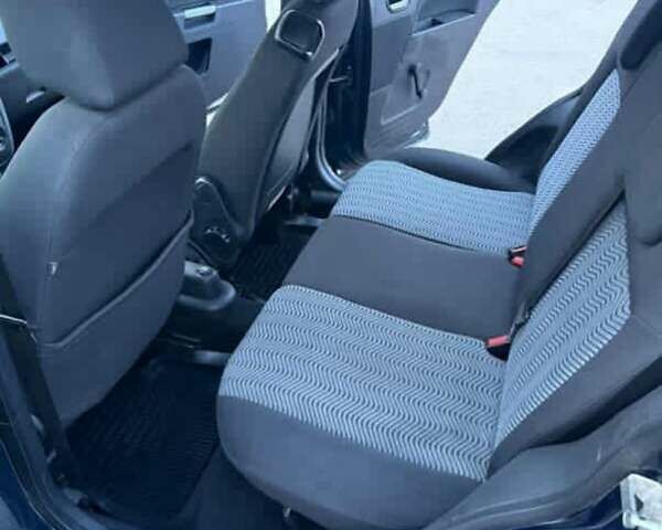 Синій Форд Фьюжен, об'ємом двигуна 1.39 л та пробігом 230 тис. км за 4650 $, фото 19 на Automoto.ua